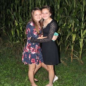 Meet your Posher, Brooke